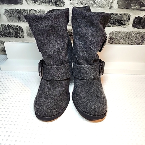 MIA Women's Size 7M Barton Grey Fabric Covered Wedge Heel Buckle Ankle Boots - Picture 2 of 8